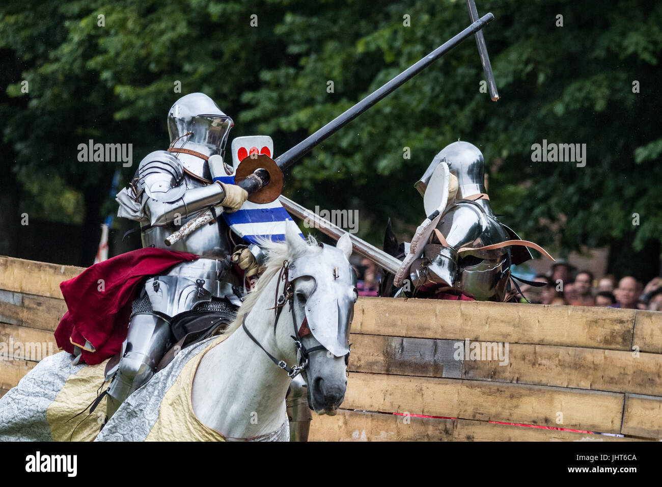 London, UK. 15th July, 2017. Tudor Joust at Hampton Court Palace © Guy ...