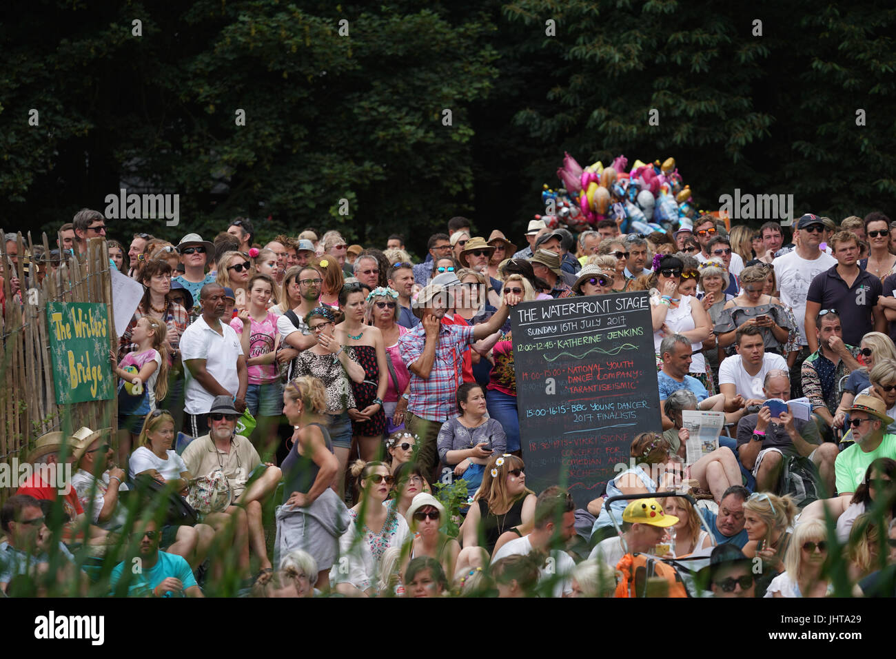 Latitude Festival, UK. 16th July, 2017. Crowds waiting for a performance by Katherine Jenkins on the stage by the lake on day 4 (Sunday) of the 2017 Latitude festival in Henham Park, Southwold in Suffolk. Photo date: Sunday, July 16, 2017. Photo credit should read: Roger Garfield/Alamy Live News. Stock Photo