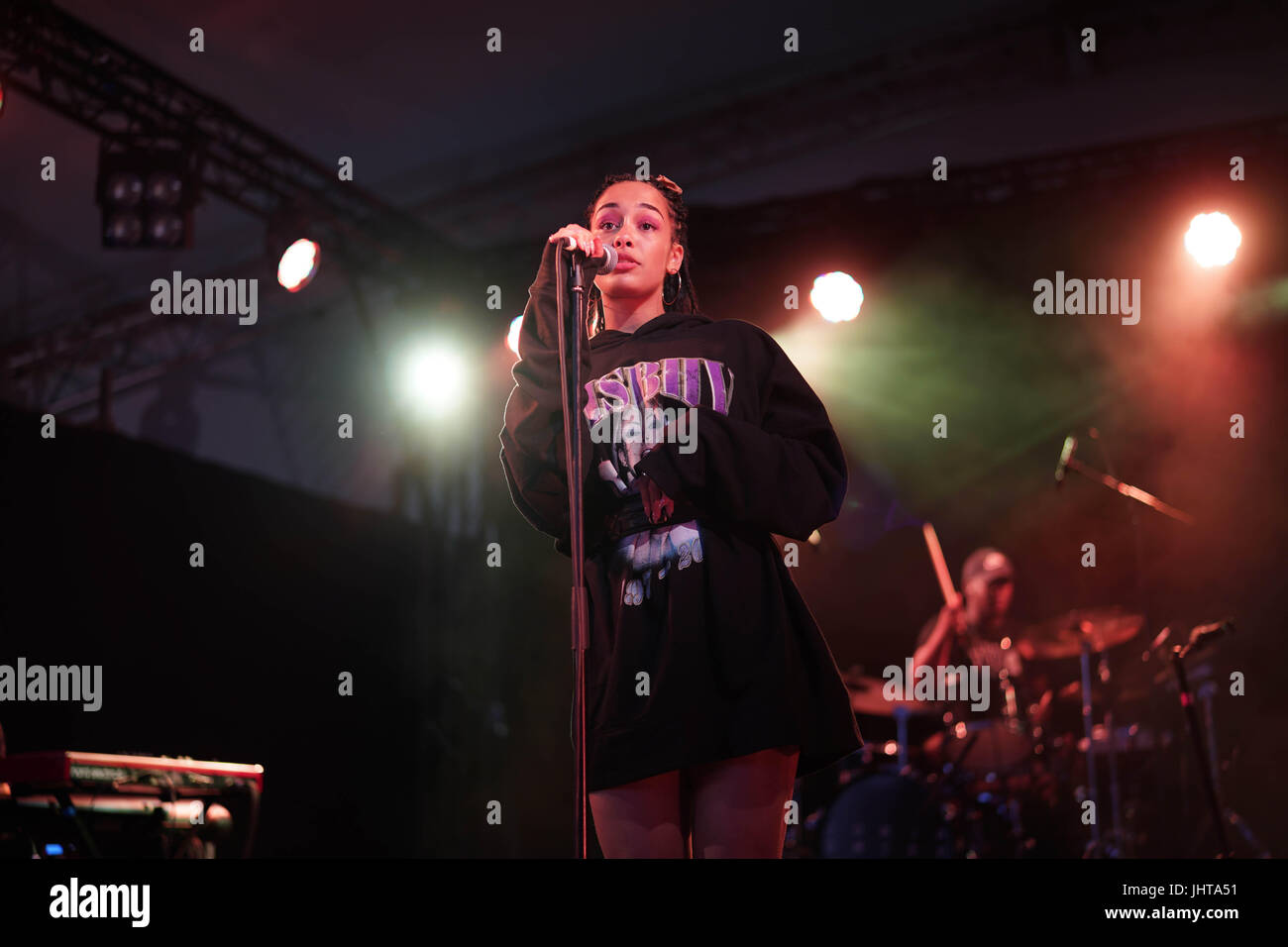 Latitude Festival, UK. 15th July, 2017. Jorja Smith performing live on the Lake stage at the 2017 Latitude festival in Henham Park, Southwold in Suffolk. Photo date: Saturday, July 15, 2017. Photo credit should read: Roger Garfield/Alamy Live News. Stock Photo