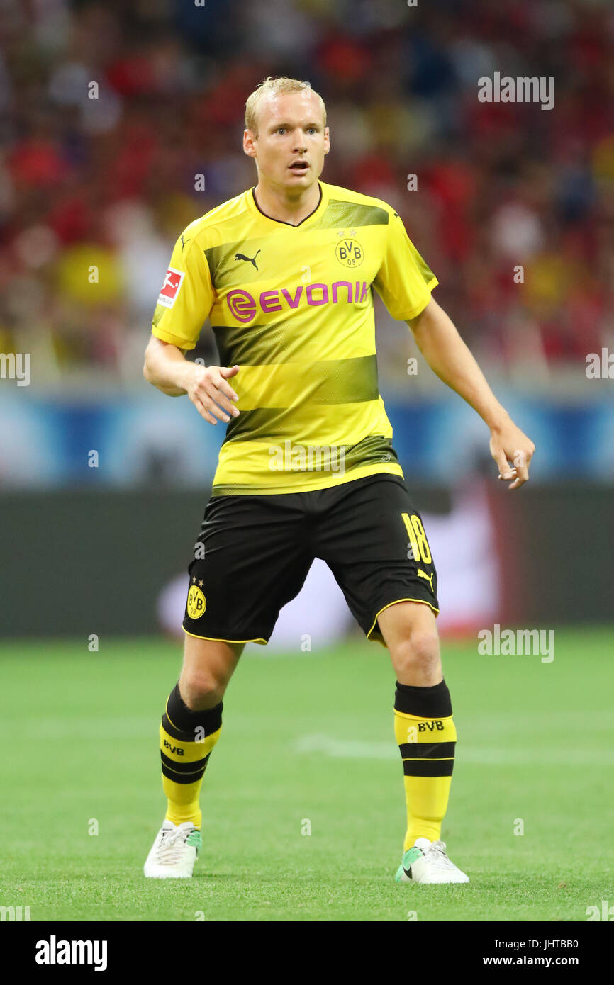 Sebastian Rode Sebastian rode dortmund hi-res stock photography and images - Alamy