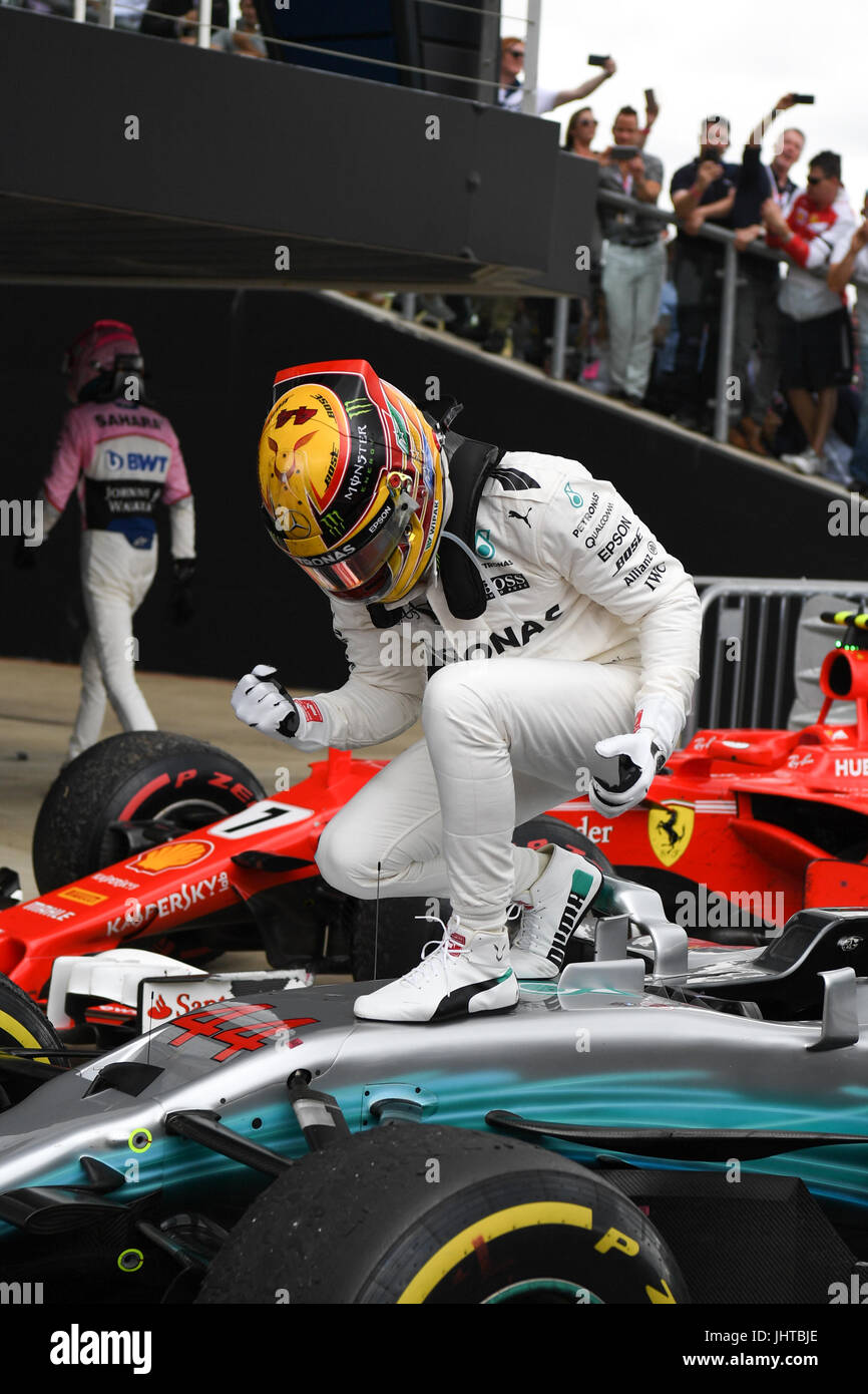 Silverstone Race Circuit, UK. Sunday 16th July 2017. Lewis Hamilton ...