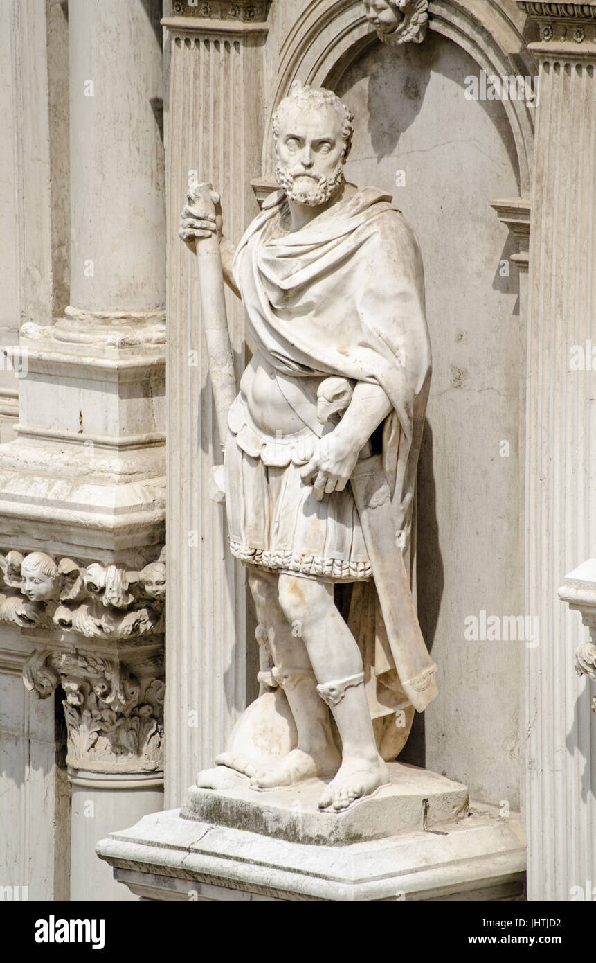 Statue of Francesco Maria I della Rovere, Duke of Urbino, on the exterior of the Doge's Palace in Venice, Italy.  The former soldier was sculpted in 1 Stock Photo