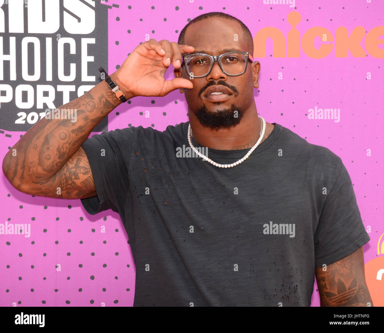 Von Miller attends 2017 Nickelodeon Kids' Choice Sports Awards Pauley