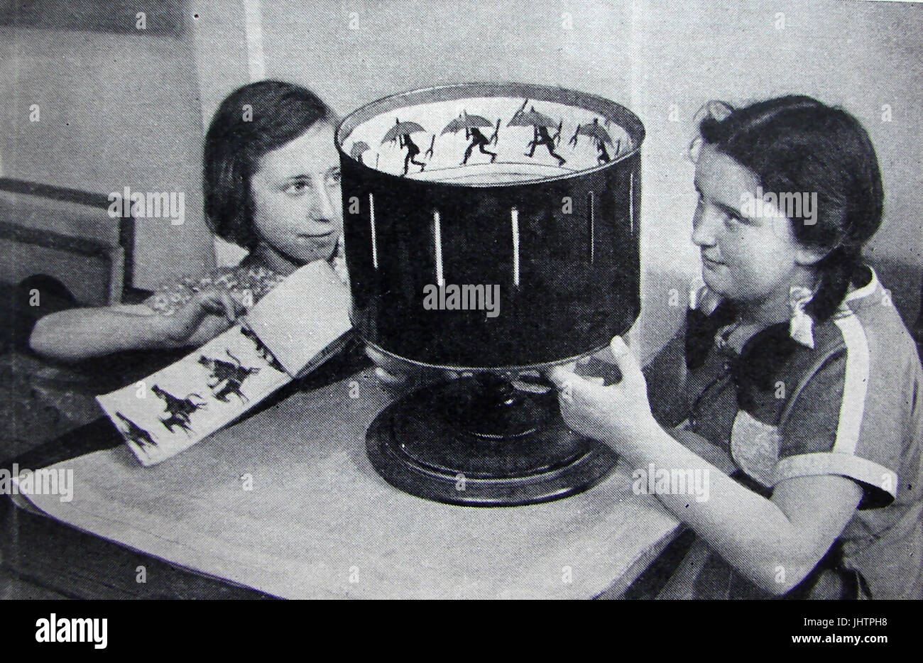 A ZOETROPE, Forerunner of the Movies, , also known as a  Zootrope or Wheel of life . It was succeeded by the praxinoscope Stock Photo