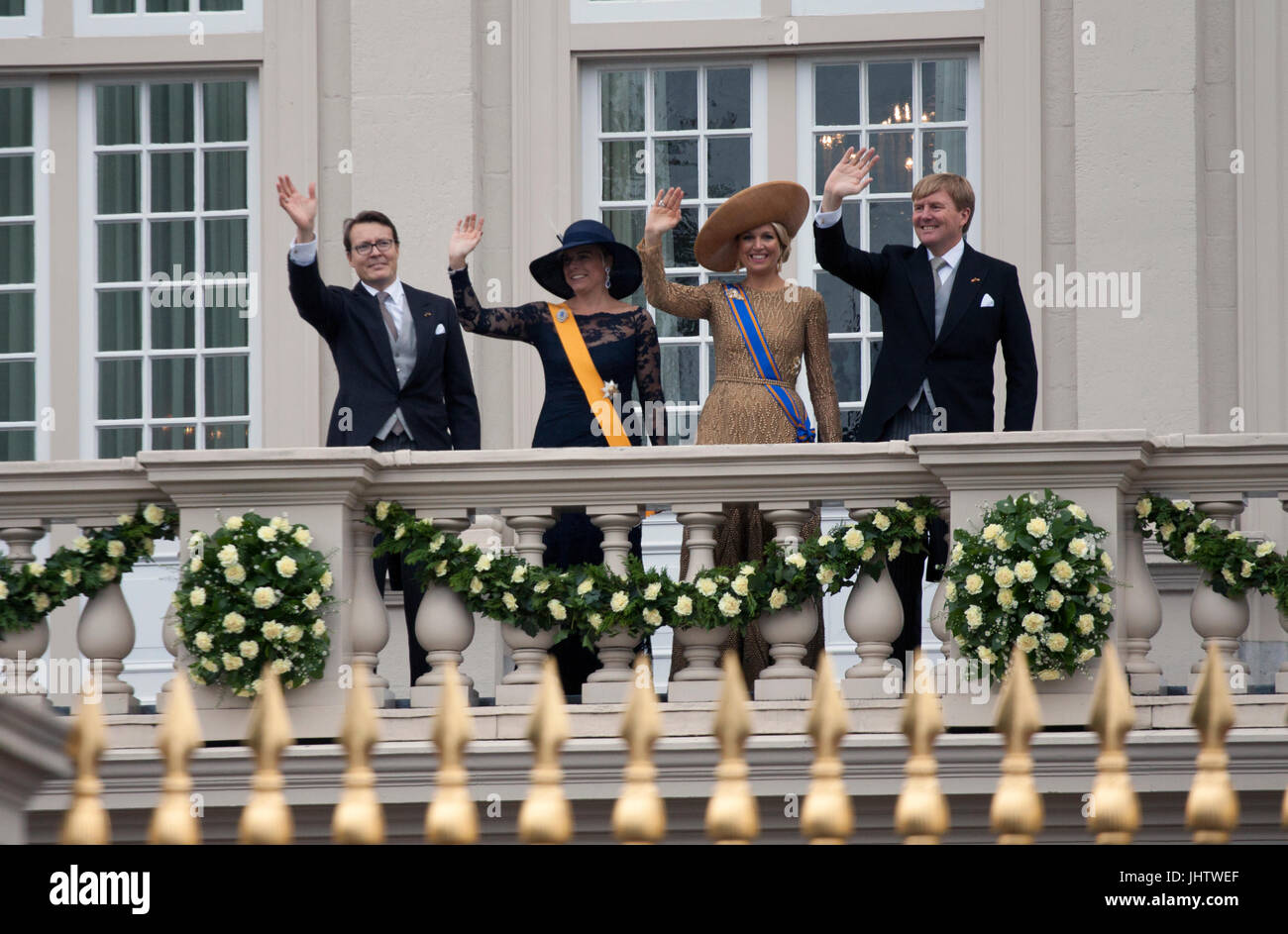 DEN HAAG , THE NETHERLANDS - 17 SEPTEMBER ,2013: The royal Dutch family ...