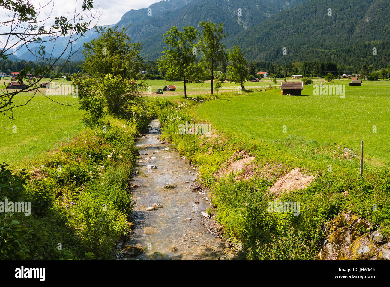 Green sheds hires stock photography and images Alamy