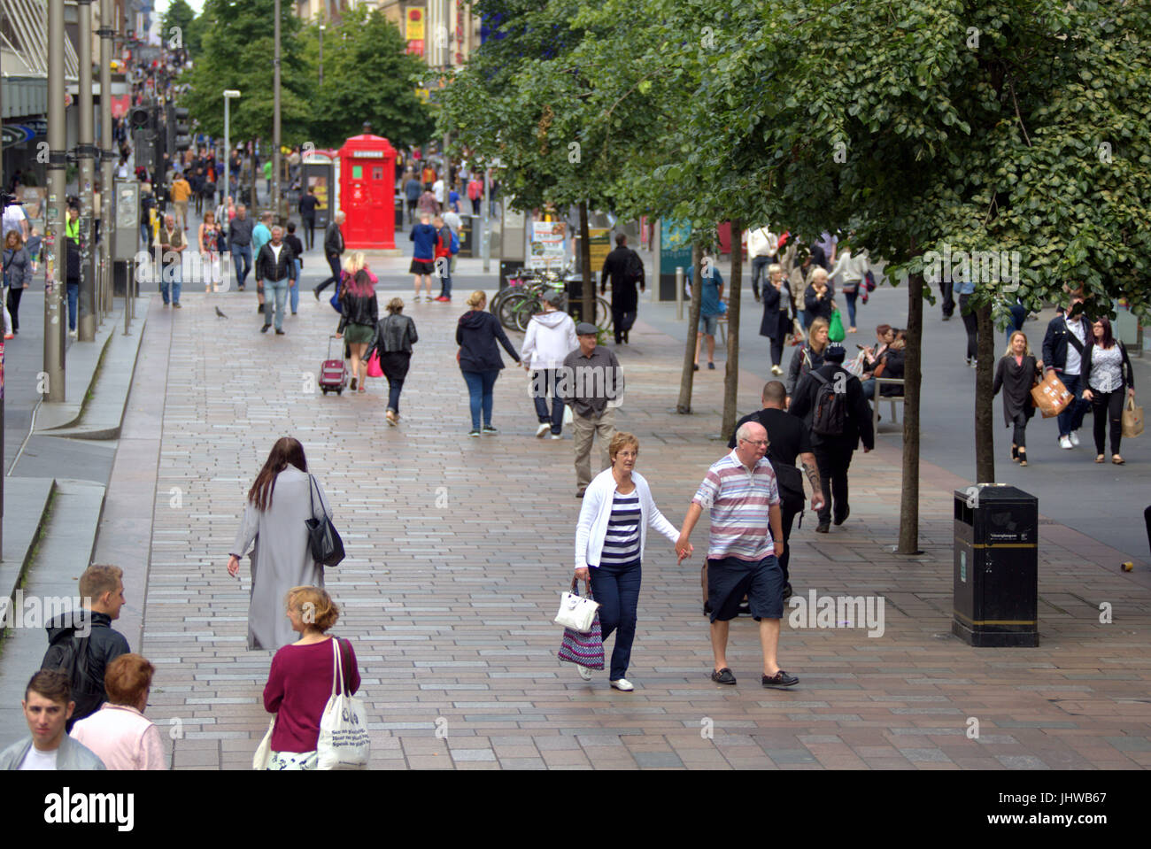 Sauchiehall street Glasgow street shopping Stock Photo Alamy