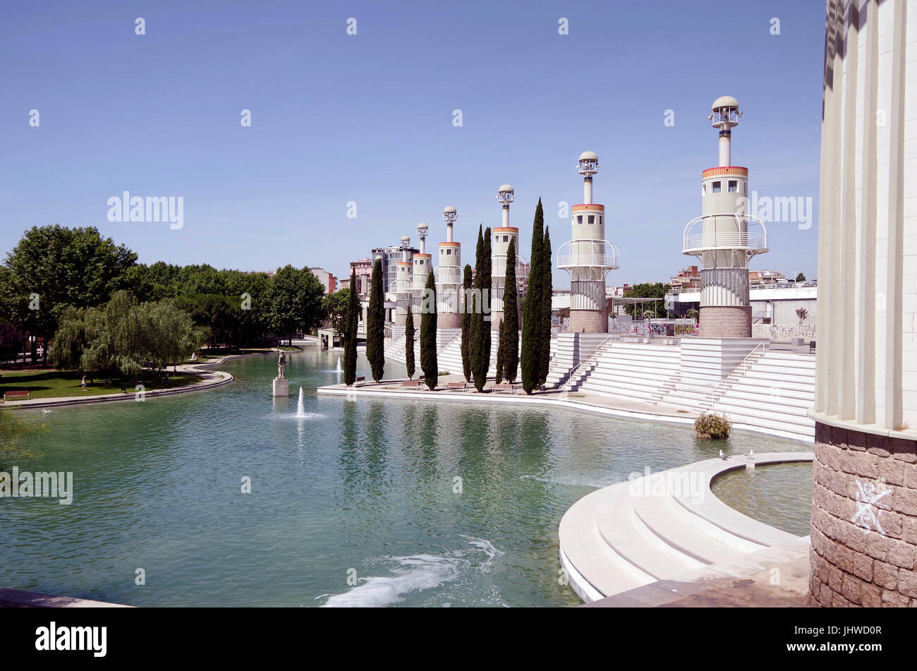 Barcelona, Catalunya, Spain, Parc de L’Espanya, Public park alongside Sants main railway station, opened in 1985. Stock Photo