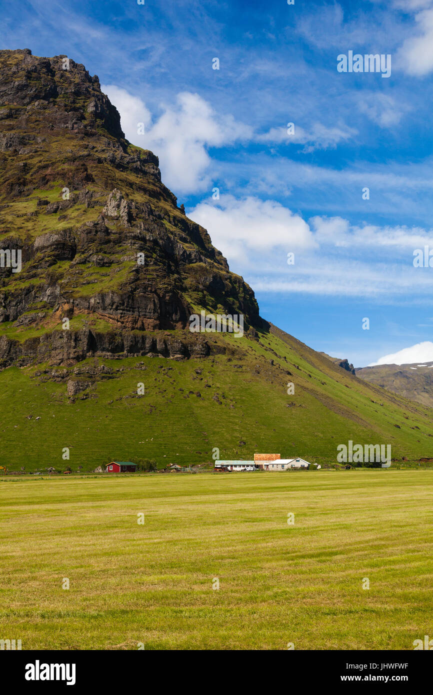 Farm buildings close to the Eyjafjallajokull volcano which erupted in April of 2010 in Iceland Stock Photo