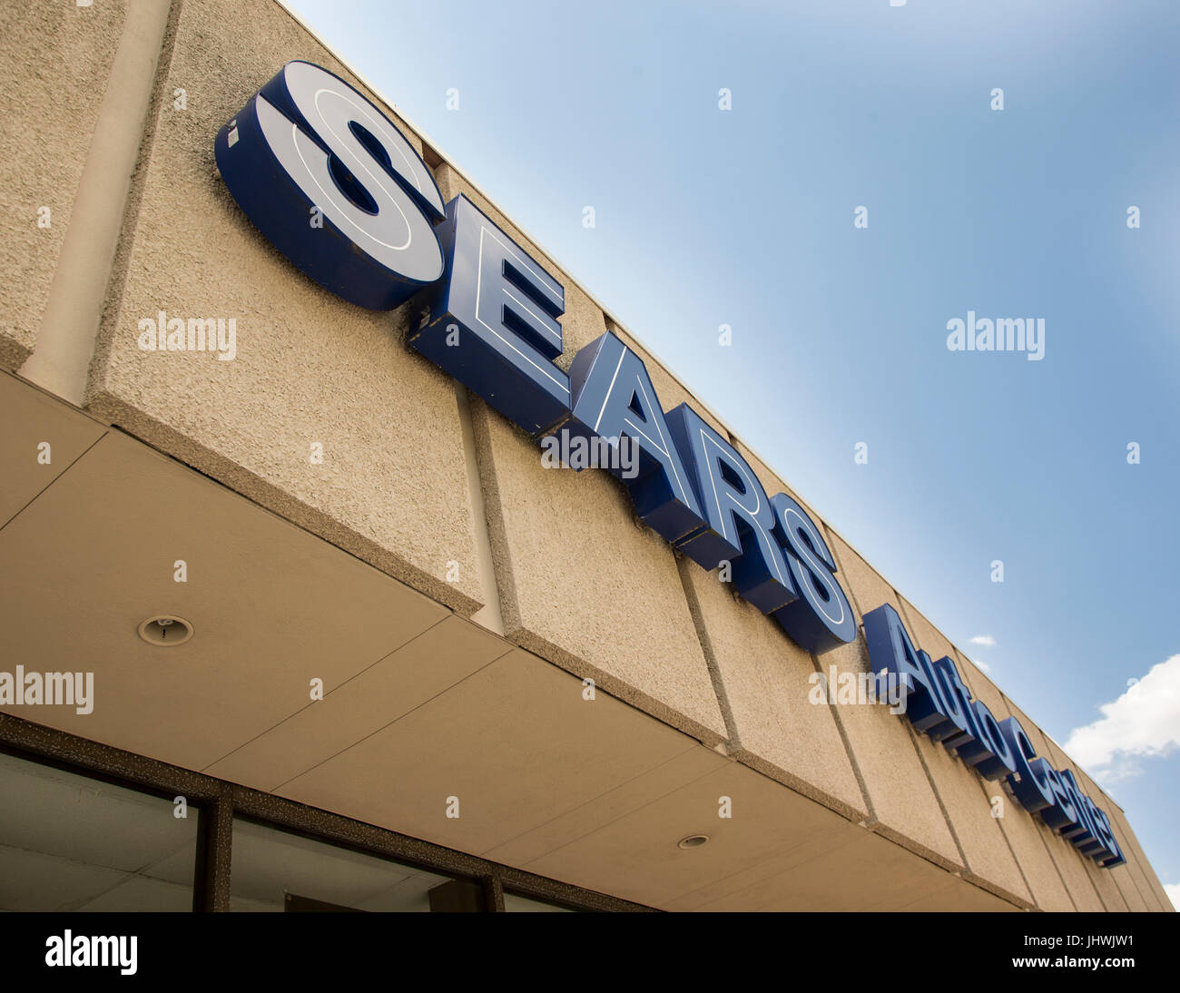 Sign above a Sears Auto Center in New Jersey Stock Photo Alamy