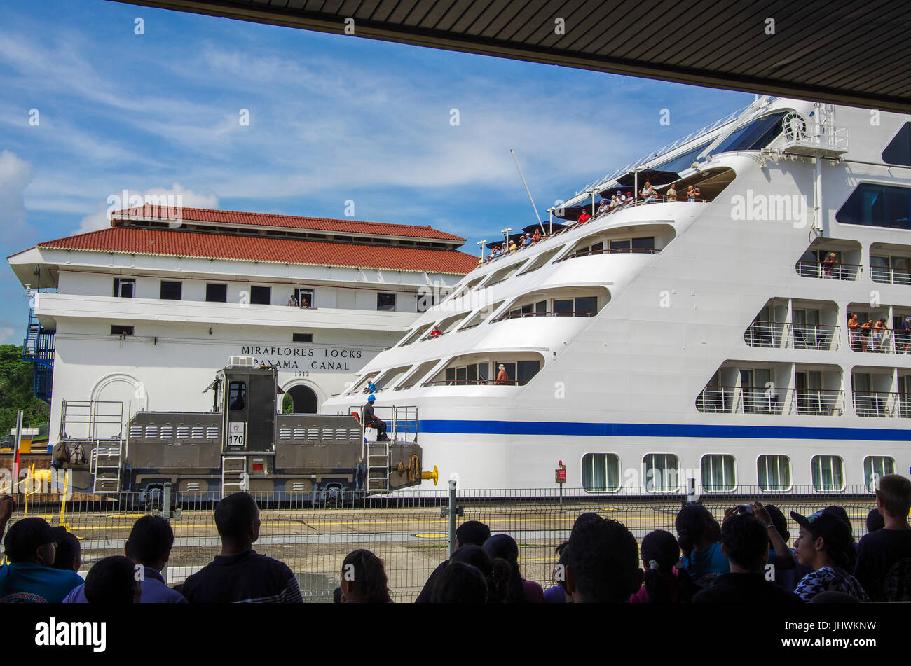 Norwegian Star Cruise ship in the Panama Canal Stock Photo - Alamy