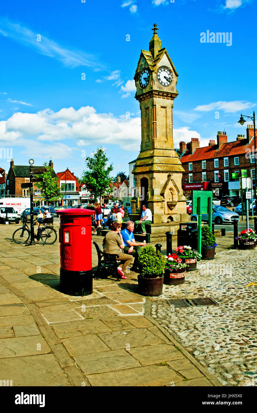 Town Centre and clock, Thirsk, North Yorkshire Stock Photo