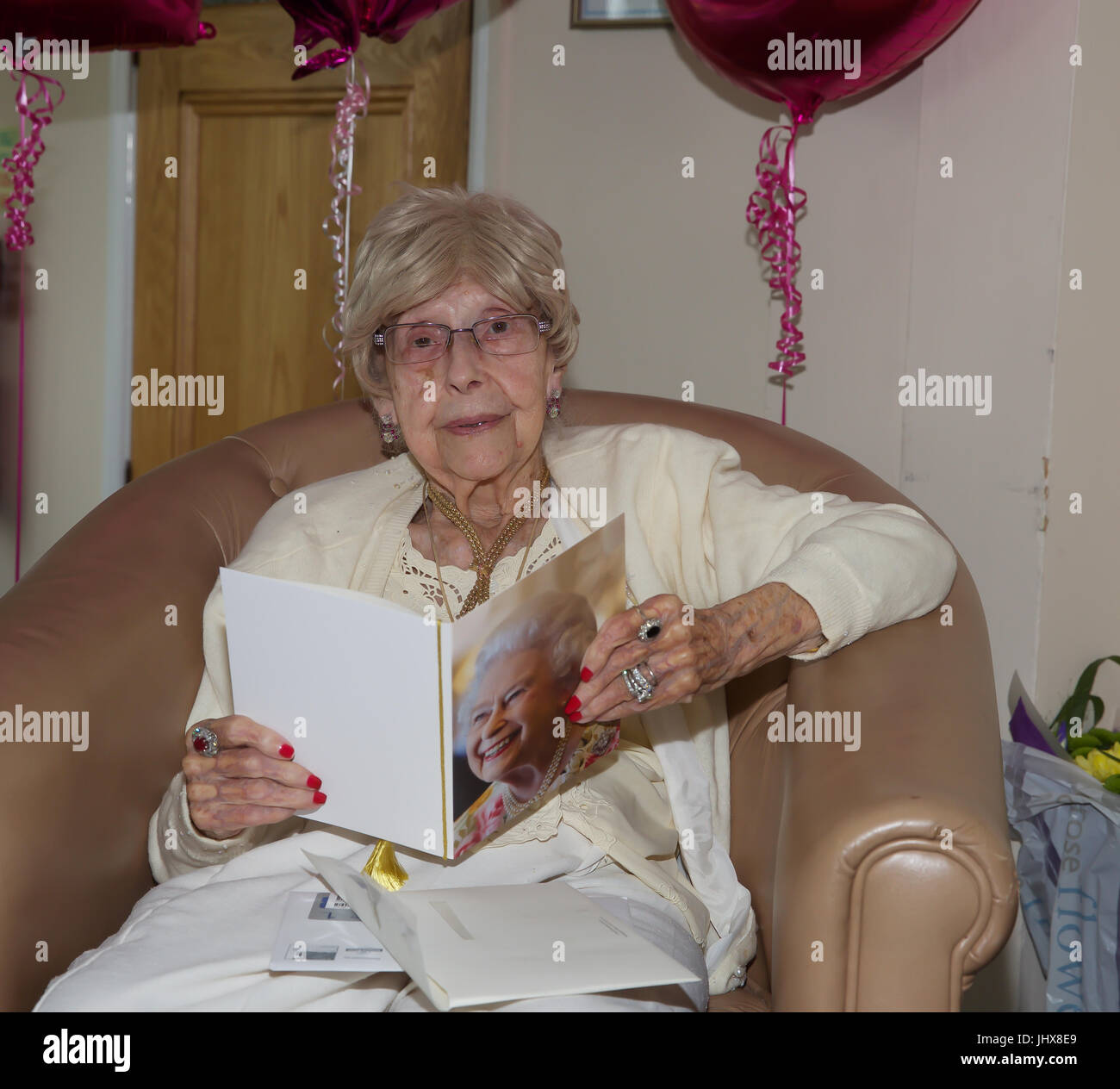 Sundridge Park,UK,16th July 2017,Dolly Hill celebrates her 105th Birthday at Sundridge Park Golf Club©Keith Larby/Alamy Live News Stock Photo