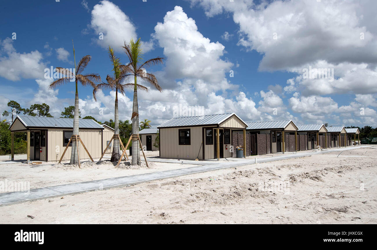 Loxahatchee Goves, Florida, USA. 16th July, 2017. Ten puppy houses for nursing mothers are nearing completion at Big Dog Ranch Rescue in Loxahatchee Groves, Florida on July 15, 2017. Credit: Allen Eyestone/The Palm Beach Post/ZUMA Wire/Alamy Live News Stock Photo