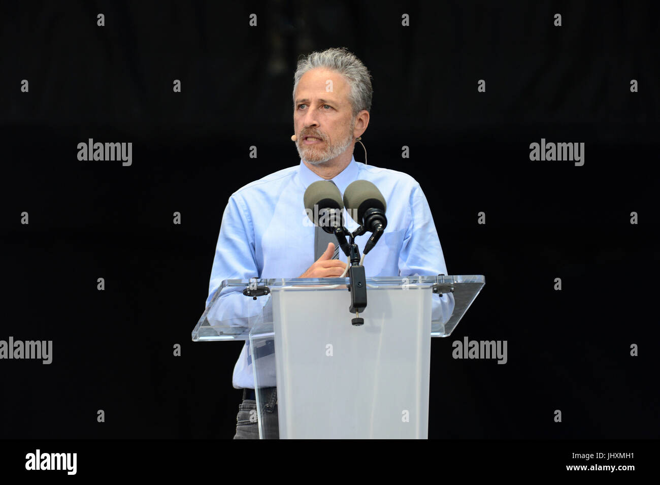 Television personality and comedian Jon Stewart speaks during the Department of Defense Warrior Games opening ceremony at Soldier Field July 1, 2017 in Chicago, Illinois. Stock Photo