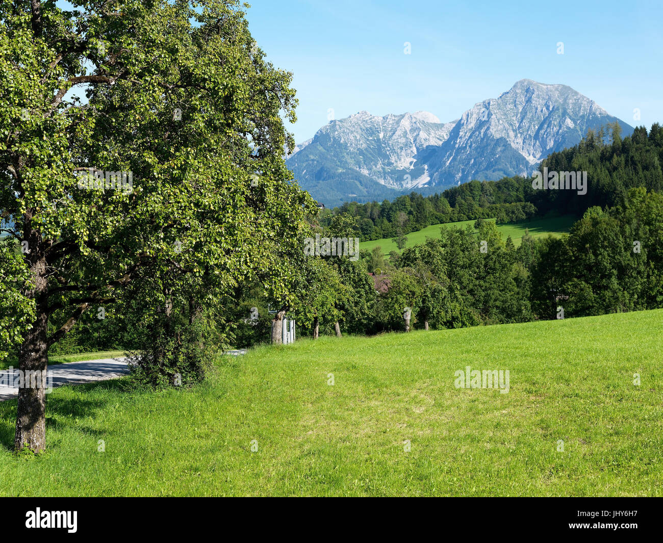 Of big and small Pyhrgas, Austria, Upper Austria, Windischgarsten - Peaks of of tallness and small Pyhrgas, Austria, Upper Austria, Windischgarsten, G Stock Photo