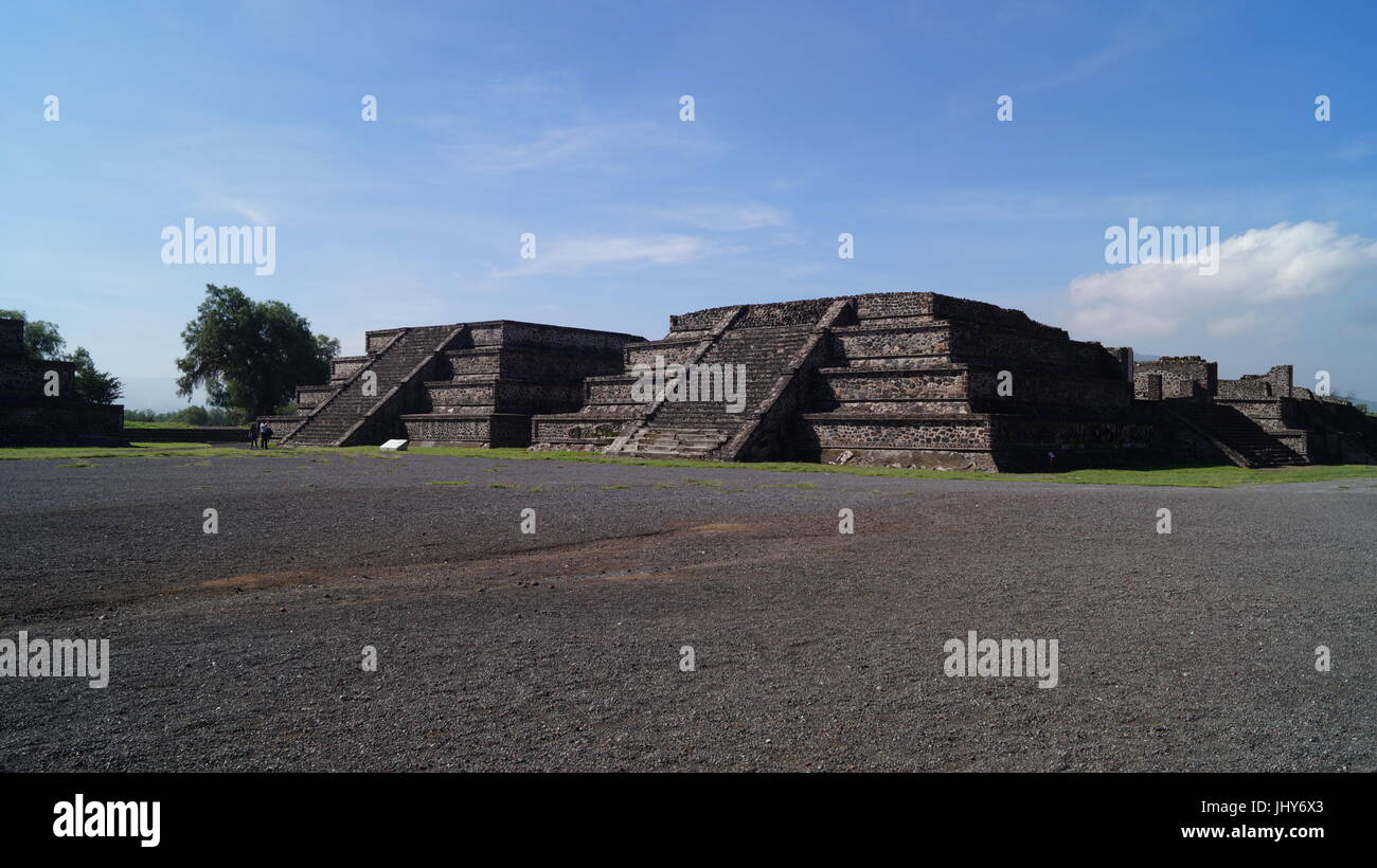 Teotihuacan city of the gods, beautiful Mexican culture and beauty architecture  that will leave you speechless when contemplating the pyramids of the... Stock Photo