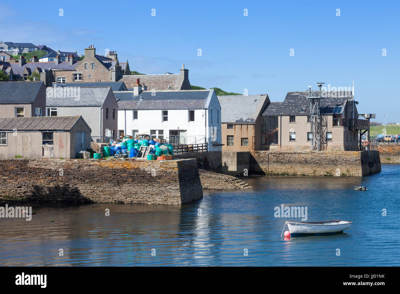 View of houses backing onto the sea at Stromness, Orkney Scotland UK Stock Photo