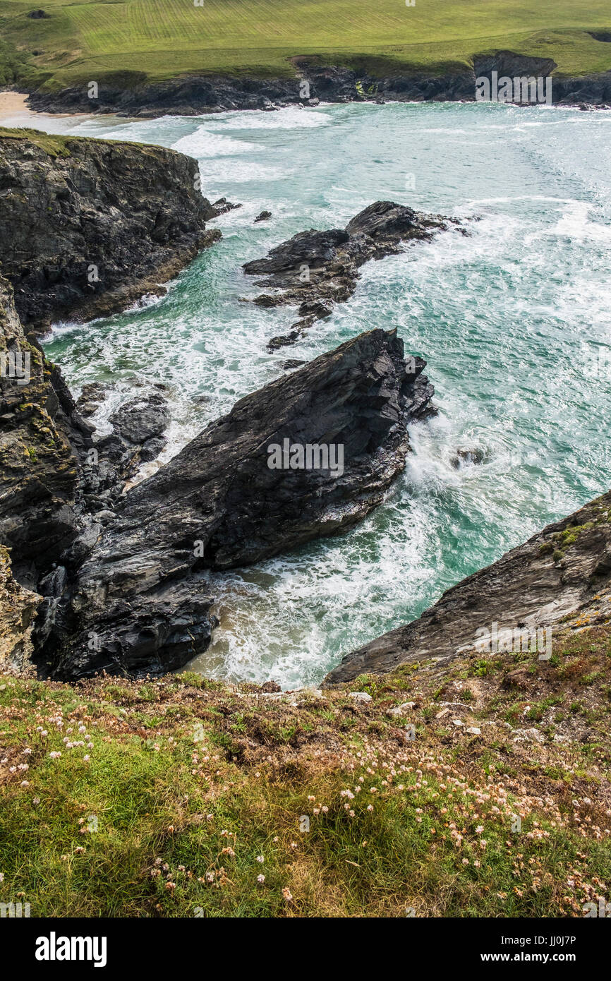 The rugged coast near Porth Joke, Polly Joke. A secluded beach and cove on the North Cornwall coast. Stock Photo
