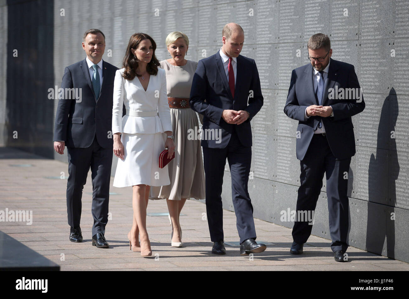 The Duke and Duchess of Cambridge with President Andrzej Duda and his wife, Agata, walking along the Wall of Remembrance as they visit the Warsaw Rising Museum which is dedicated to the uprising of 1944 which saw the Polish resistance Home Army attempt to liberate Warsaw from German occupation, as part of their five-day tour of Poland and Germany. Stock Photo