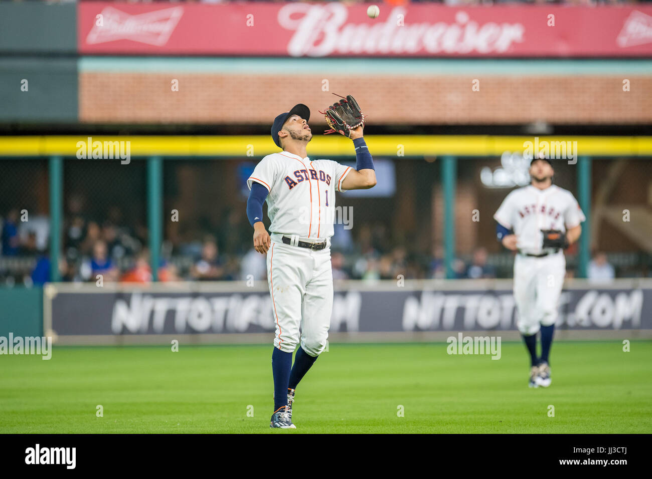 Pop fly baseball hires stock photography and images Alamy