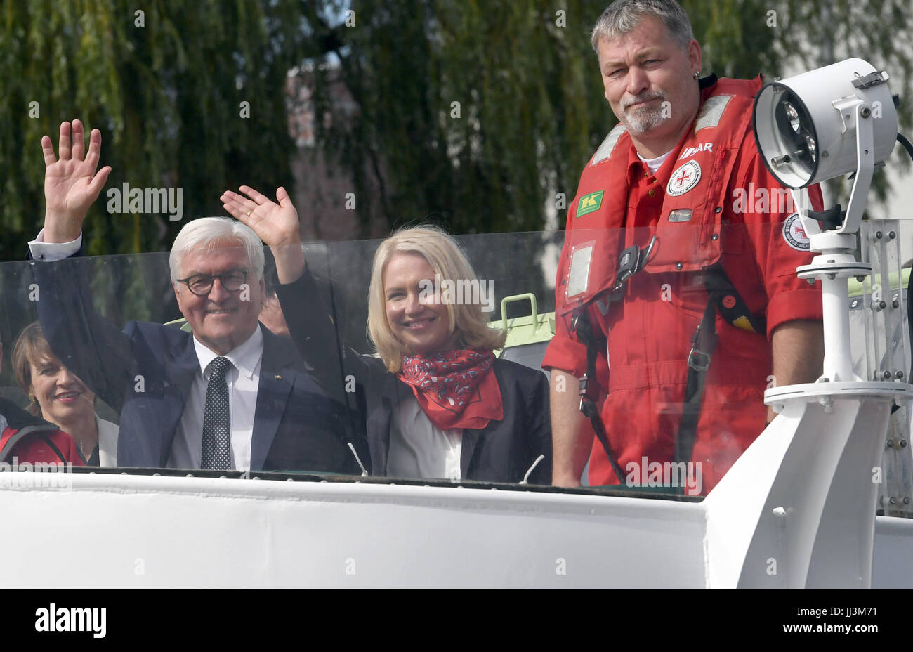 Warnemuende, Germany. 18th July, 2017. German President Frank-Walter ...
