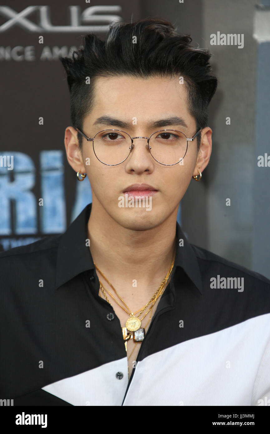 Kris wu hi-res stock photography and images - Alamy