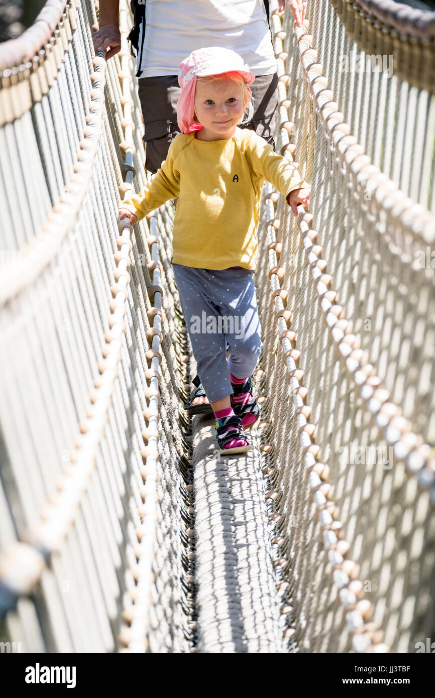 Suspension bridge a hi-res stock photography and images - Alamy