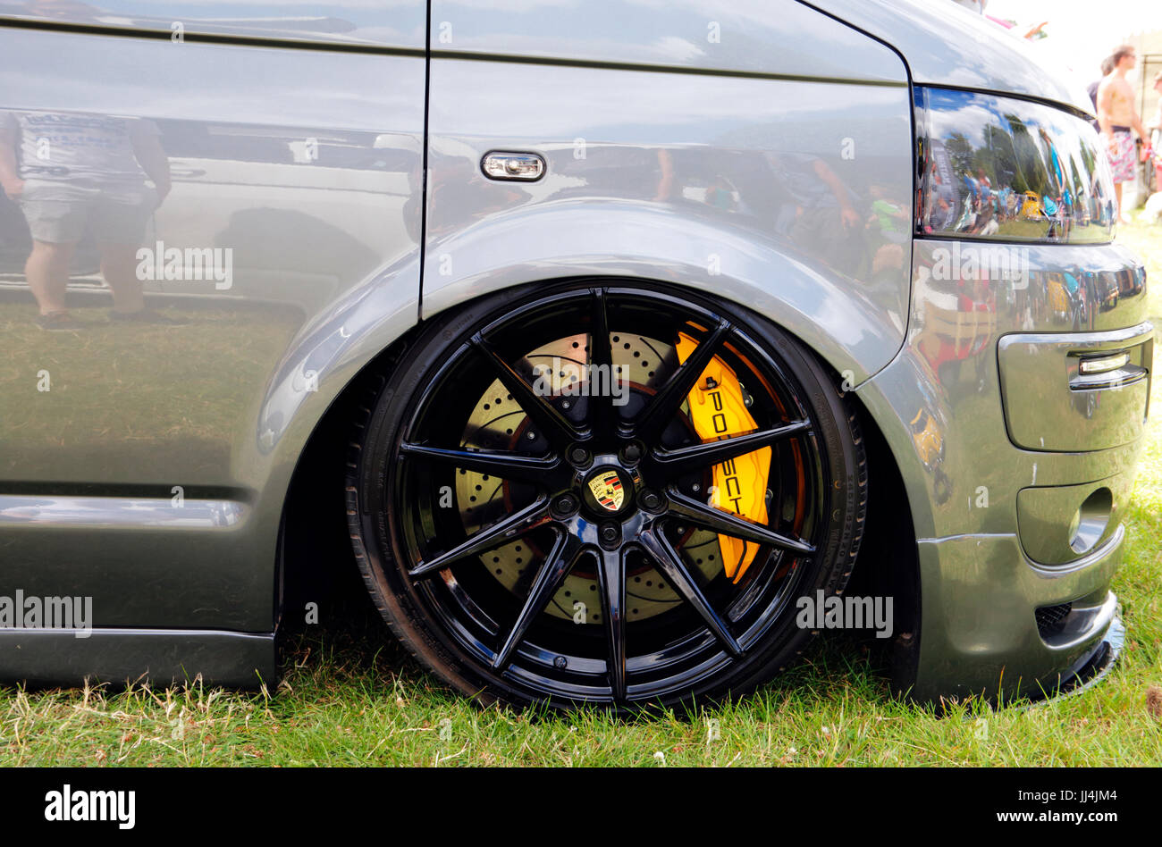 vw caravelle custom