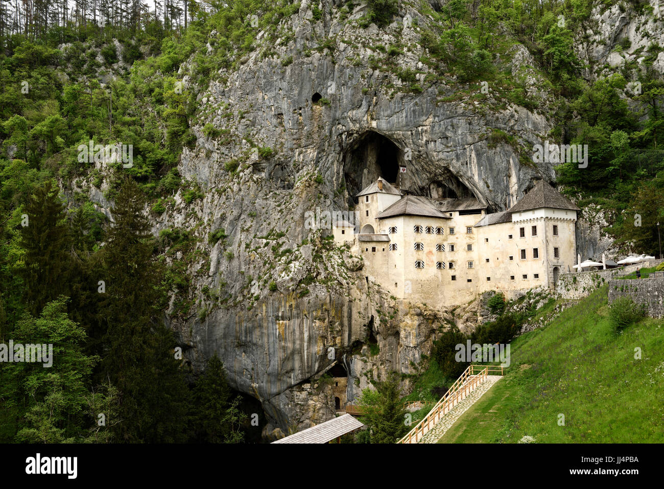 Predjama Castle 1570 Renaissance fortress built into the mouth of a cliffside cave in Slovenia Stock Photo