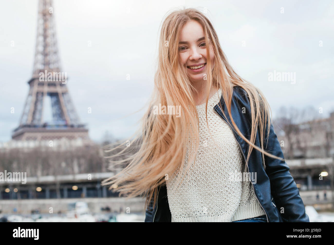 Premium Photo  Holidays in paris back view of beautiful fashion girl  enjoying view of eiffel tower in paris france summer vacation in europe