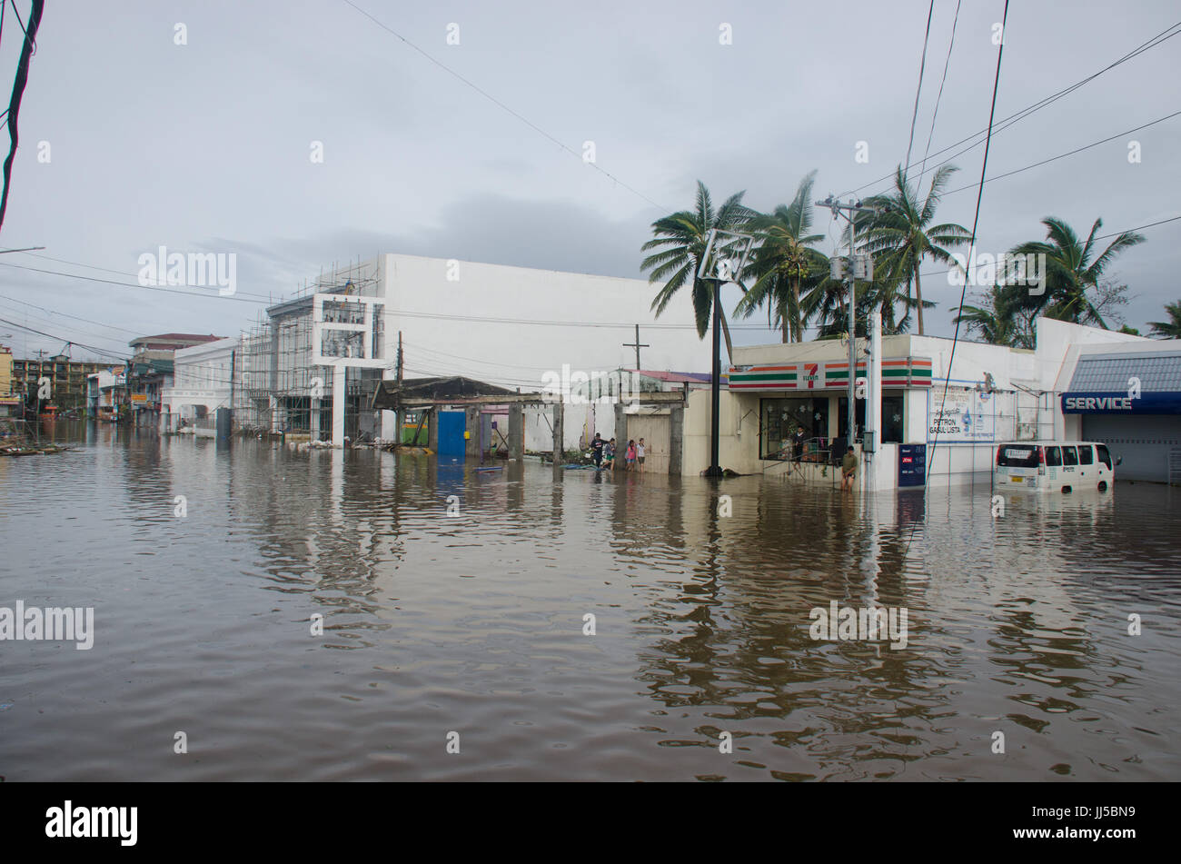 Typhoon damages hi-res stock photography and images - Alamy