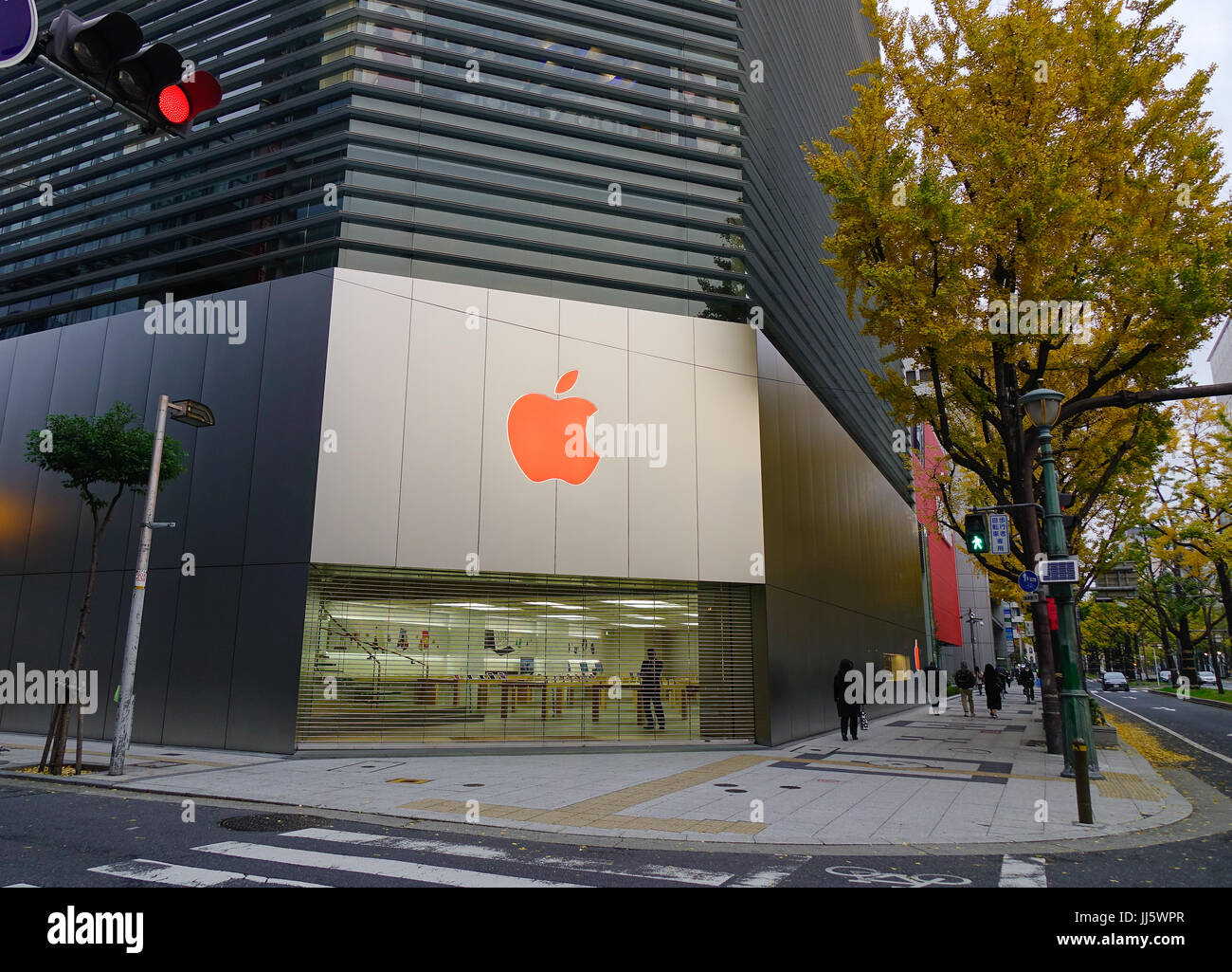 Apple store in kyoto hi-res stock photography and images - Alamy