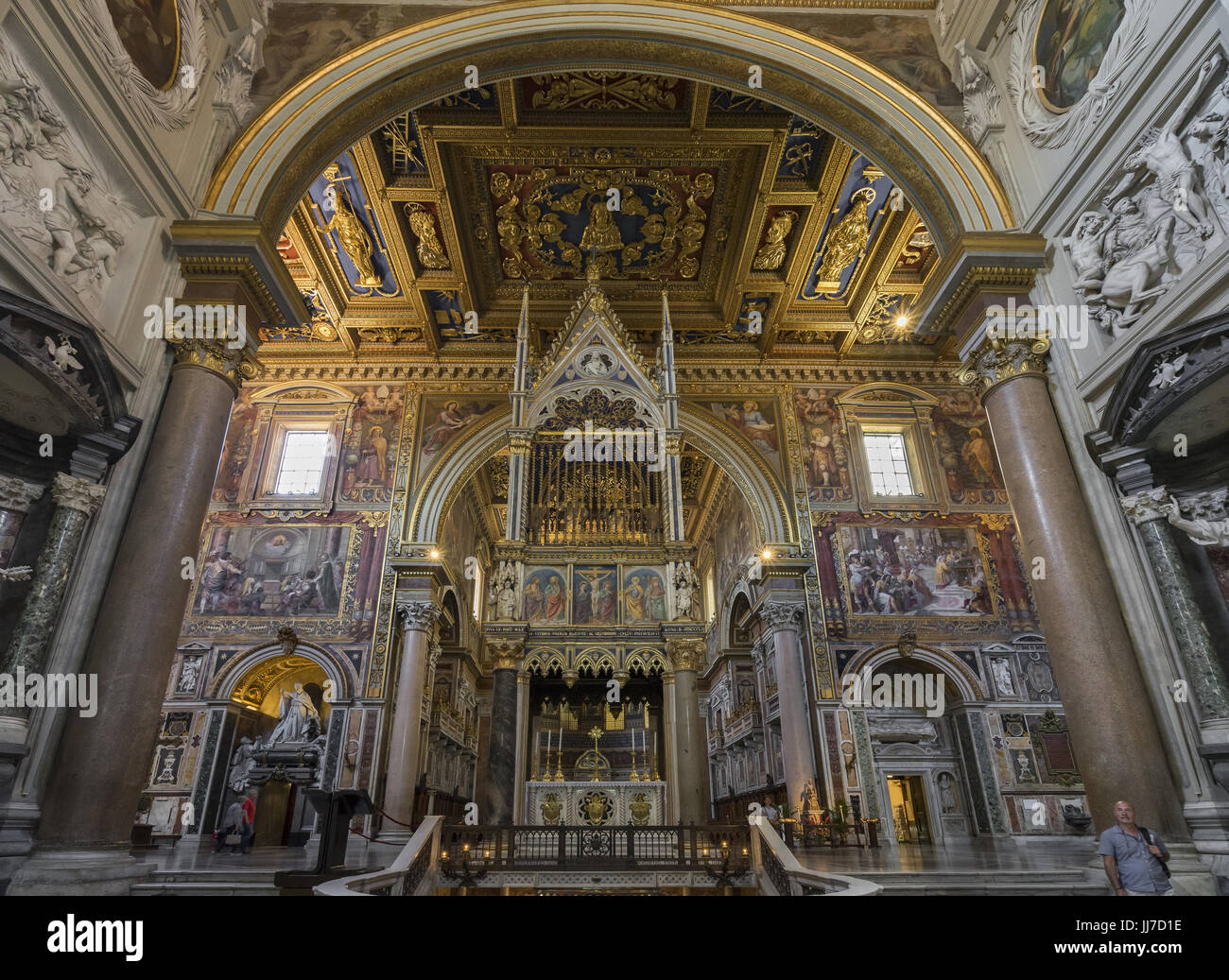 Basilica di San Giovanni in Laterano. Papal Archbasilica of St. John ...