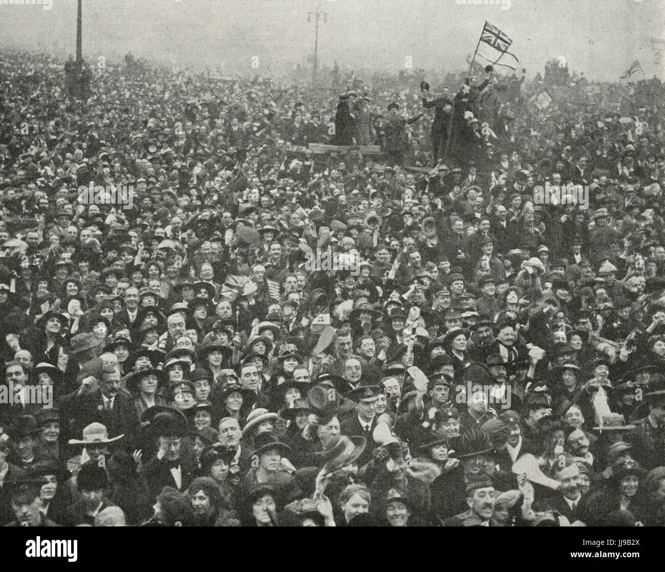 Armistice Celebration as seen from Buckingham palace, 11 November 1918 Stock Photo