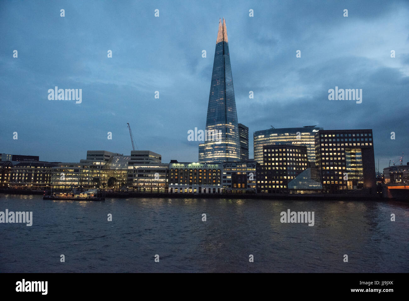 London, Great Britain, buildings on the River Thames Stock Photo Alamy