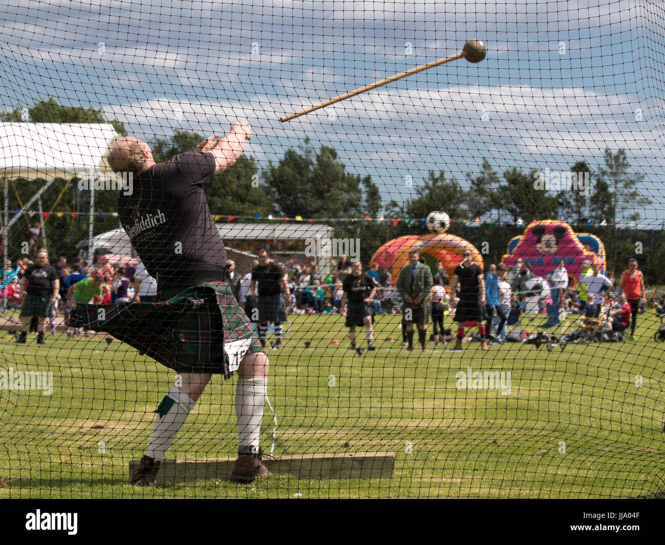 Highland games hammer hires stock photography and images Alamy