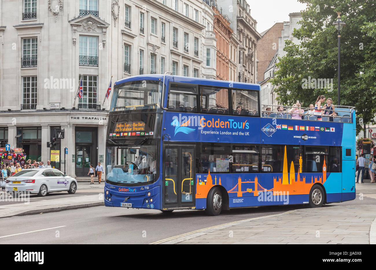 Grayline golden tours hi-res stock photography and images - Alamy