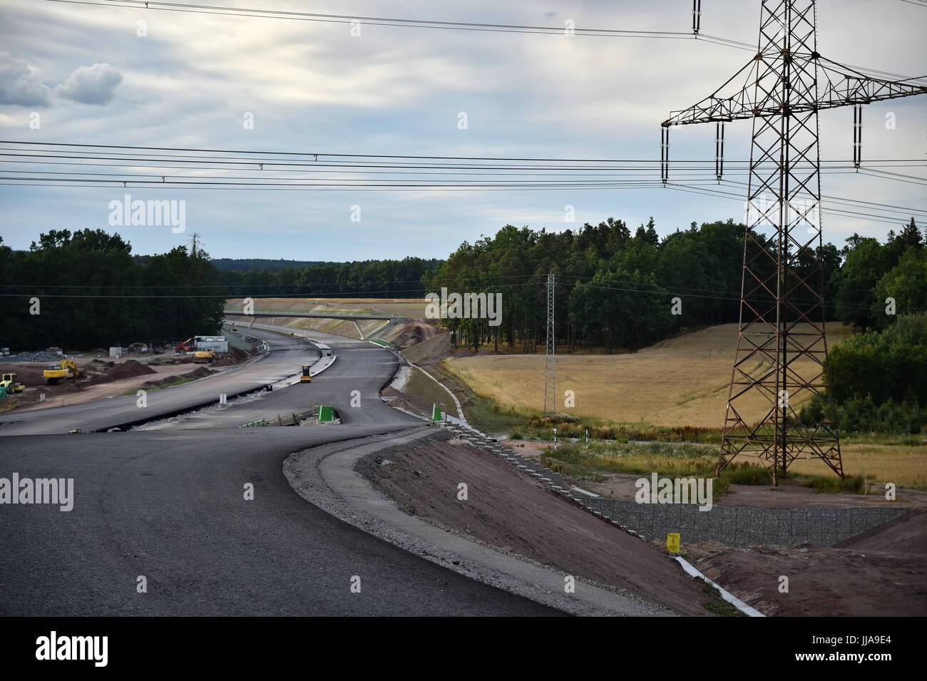 Borek, Czech Republic. 16th July, 2017. The D3 motorway leading from Prague to the south Bohemian centre Ceske Budejovice and Linz, the capital of Upper Austria, is intensively build on the photo of July 16, 2017. Credit: Vaclav Pancer/CTK Photo/Alamy Live News Stock Photo