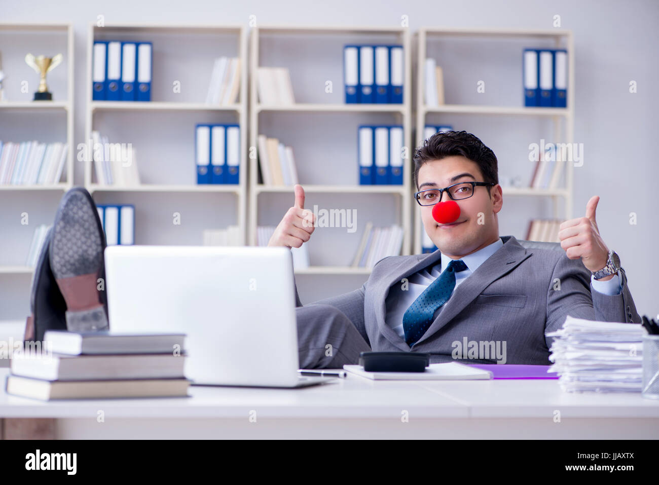 Jester with thumbs up hi-res stock photography and images - Alamy