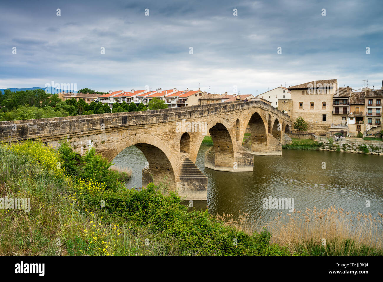 Romanesque Bridge Romanesque bridge (Puente Románico) in Puente la Reina, Navarre, Spain ...
