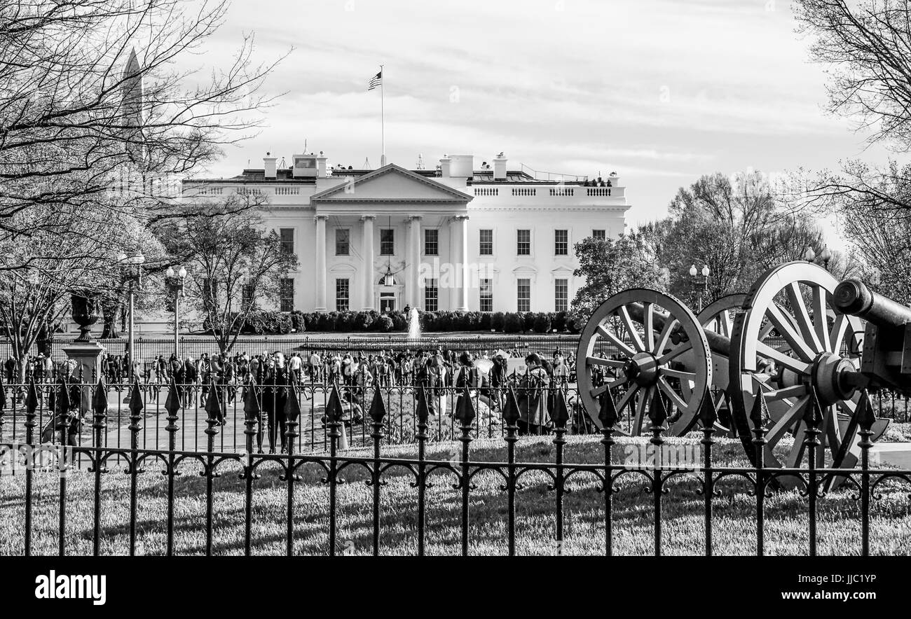 The White House of Washington - WASHINGTON - DISTRICT OF COLUMBIA - APRIL 9, 2017 Stock Photo