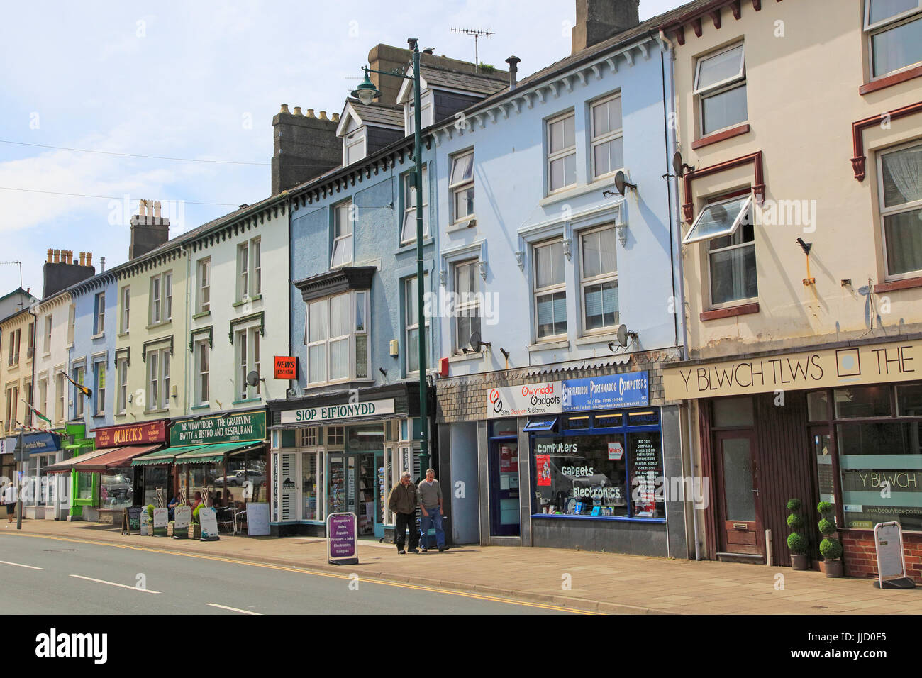 Porthmadog street hires stock photography and images Alamy