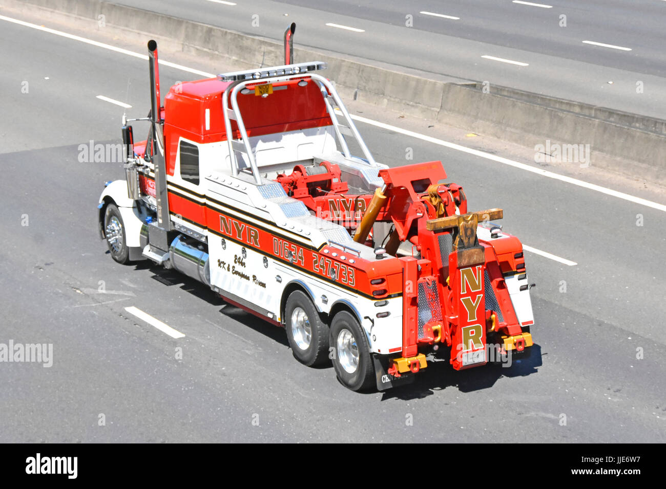 Breakdown wagon American LoneStar truck operated by Neil Yates heavy lifting recovery breakdown service for UK & European lorries and trucks Stock Photo