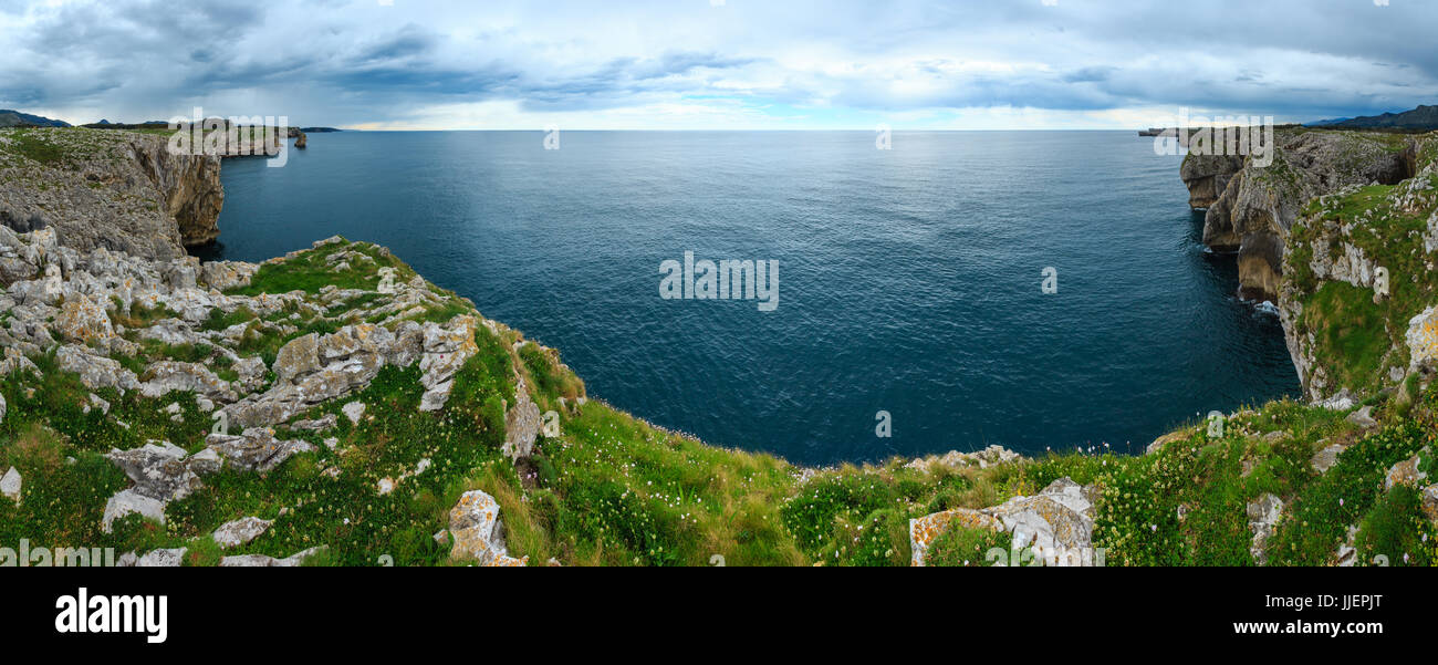 Bay of Biscay summer rocky coast view, Spain, Asturias, near Camango ...