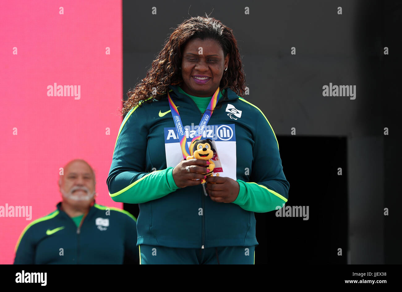 Brazil's Izabela Campos with her bronze medal after the Women's Discus Throw F11 Final during day five of the 2017 World Para Athletics Championships at London Stadium. PRESS ASSOCIATION Photo. Picture date: Tuesday July 18, 2017. See PA story ATHLETICS Para. Photo credit should read: Simon Cooper/PA Wire. RESTRICTIONS: Editorial use only. No transmission of sound or moving images and no video simulation. Stock Photo