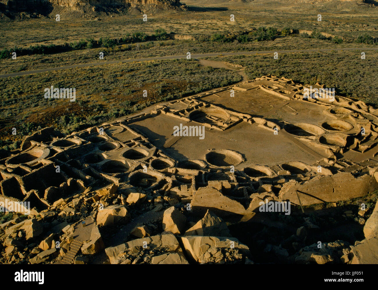 Chaco culture pueblo bonito hi-res stock photography and images - Alamy