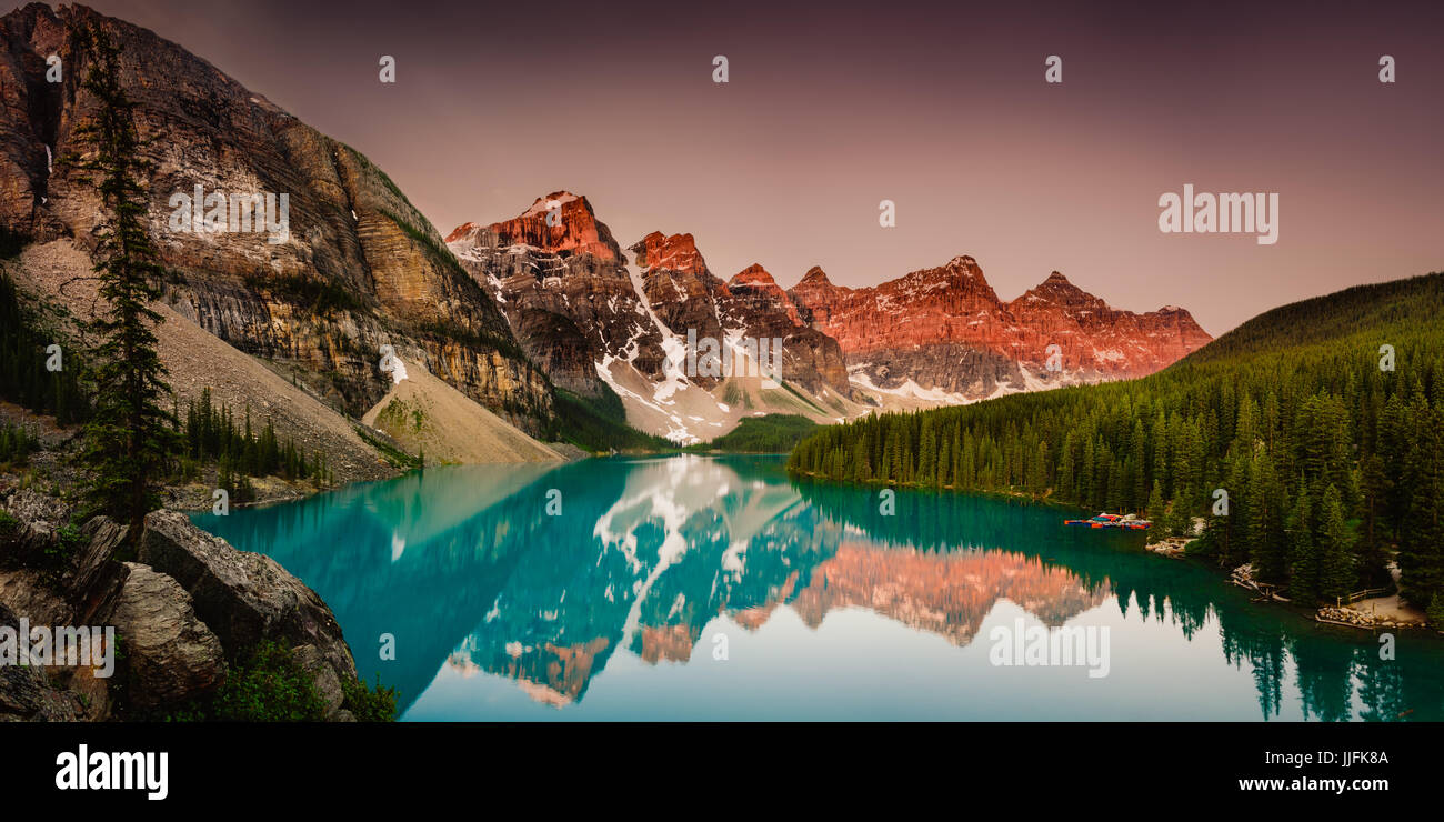 Moraine lake at sunrise hi-res stock photography and images - Alamy