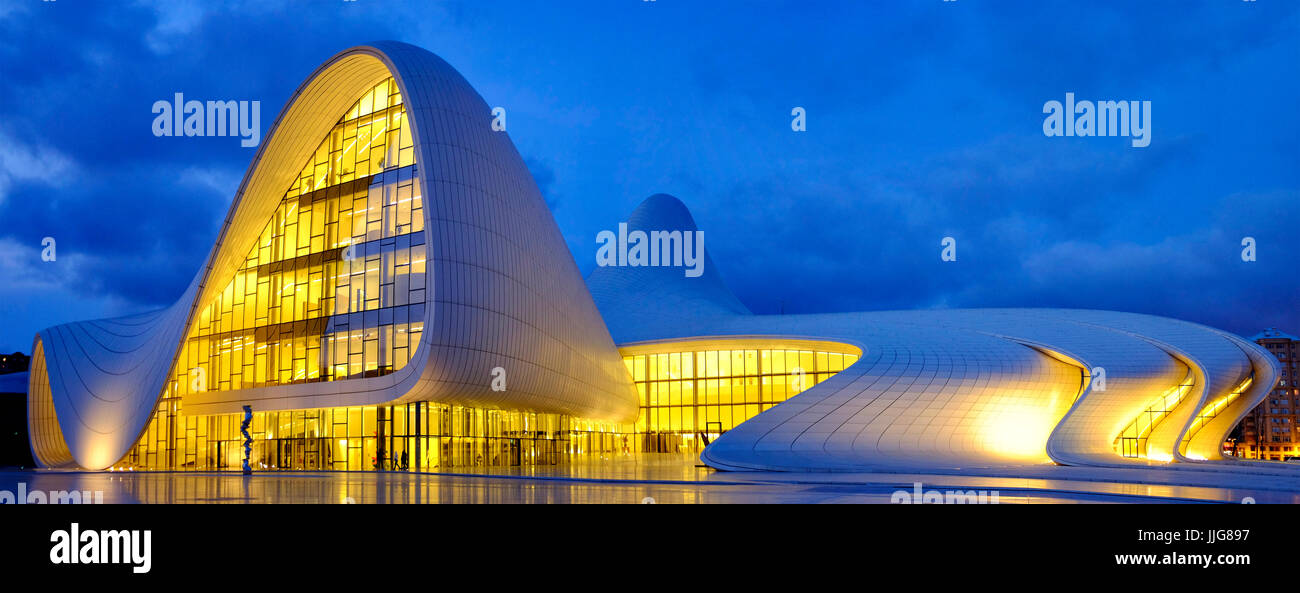 Heydar Aliyev Center, Baku, Azerbaijan Stock Photo