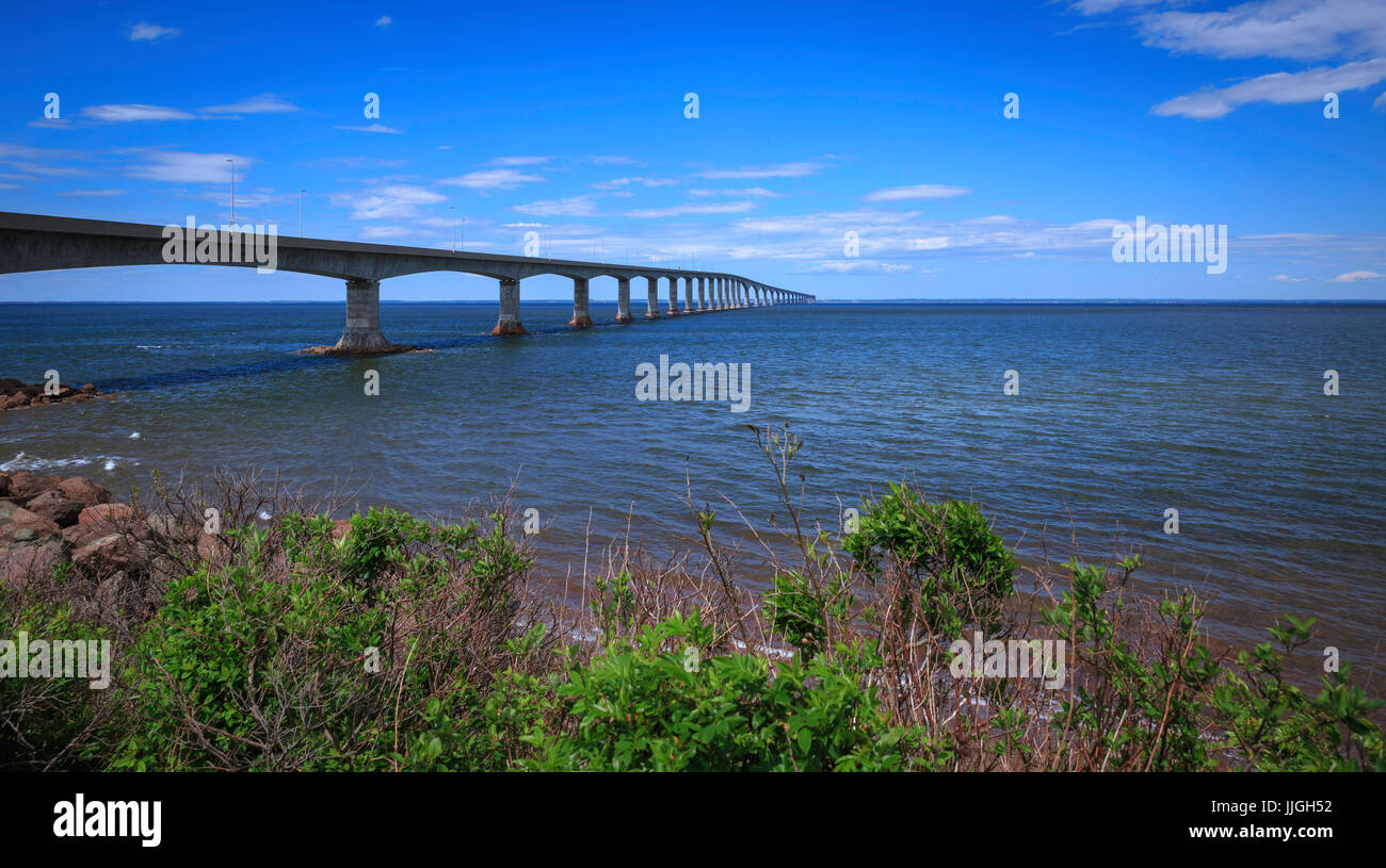 Confederation Bridge from the shoreline of New Brunswick to Prince Edward Island, Canada Stock Photo